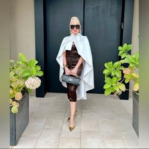 Meet your Posher, Posh